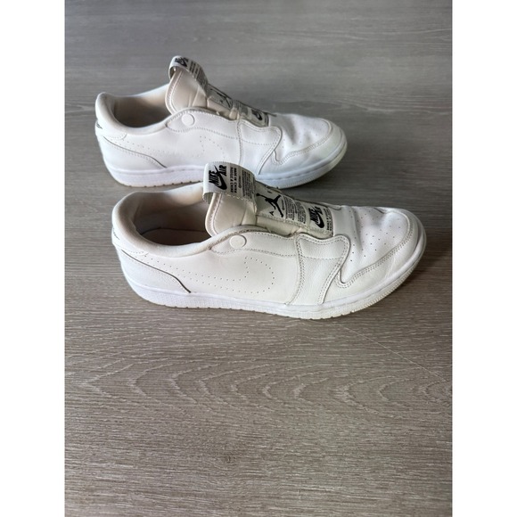 Nike Air Jordan 1 Retro Low White Leather Slip On's AV3918-100 Size 9.5 - Picture 1 of 9